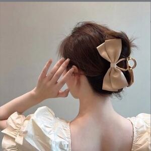 Elegant Tan Hair Bow Accessory